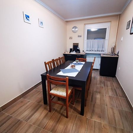 Central Park Apartman Szekszárd Eksteriør billede